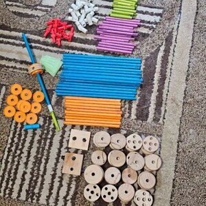 Tinkertoy Construction Set